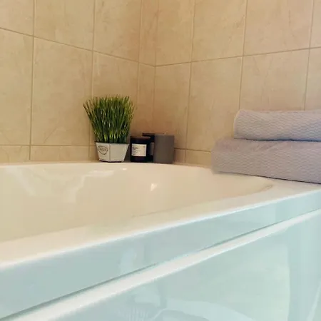 резиденция у морского берега Apartman Szarafovo