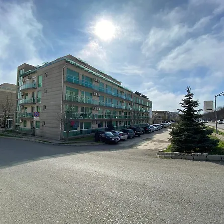 резиденция у морского берега Apartman *