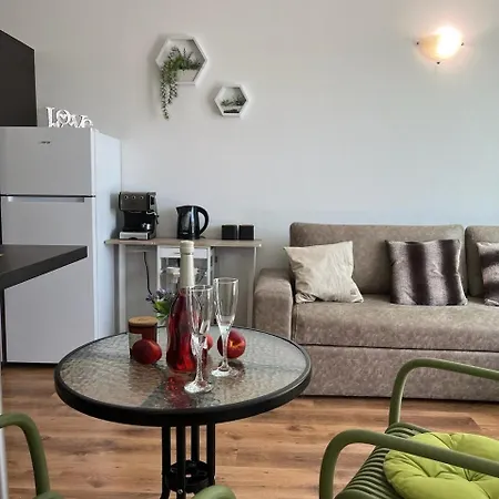 резиденция у морского берега Apartman Szarafovo
